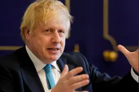 中国加倍奉还立竿见影！约翰逊仍在嘴硬，被制裁的英国机构却怂了