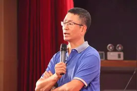 盘点明星自述患抑郁症经历，热依扎说出真实病因，白岩松靠它痊愈