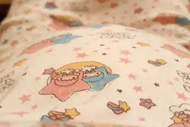 孕25周实拍我家宝宝小鹿乱撞般的胎动，这种感觉真是妙不可言！视频封面