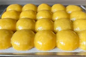 金灿灿的粘豆包，无需发酵，省时省力，黏黏糯糯特好吃