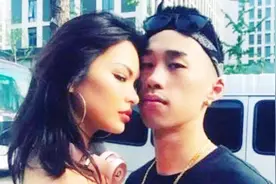 爆料！说唱歌手Alrocco和模特女友Naomi又和好了？视频封面