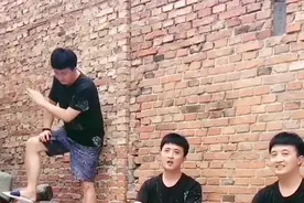 三兄弟合唱《我要找到你》，非常好听，值得收藏！视频封面