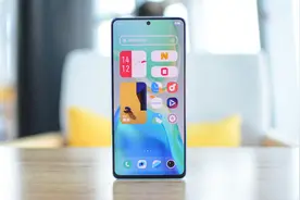 骁龙870神U+OIS光学防抖+金属直边：vivo S15评测，旗舰级中端机视频封面