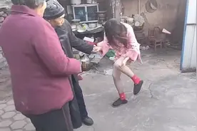 女子穿光腿神器回老家被迫换上姥姥的棉裤：不想出门了视频封面