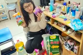 北漂小妹疫情囤货，有些东西真的必不可少，14天隔离期如何度过？视频封面