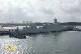 【新时代新征程新伟业】海军大连舰：剑指深蓝 万里海疆露锋芒视频封面
