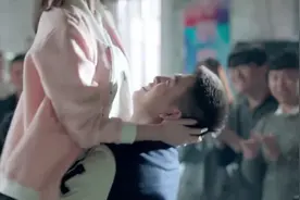 鸡毛发上天：夫妻搭配出奇迹，陈路成功获得融资，抱起女友不撒手视频封面