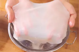 最详细洗面凉皮做法，劲道柔软透亮，比买的好吃，学会可以摆摊了