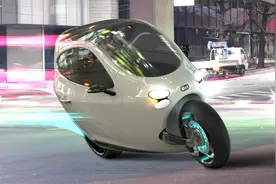 这辆两轮电动车续航350公里，能遮风挡雨，号称”不倒翁“！视频封面