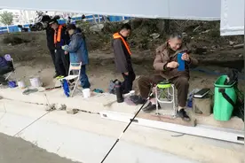 上海：整治公共河道非法捕鱼  今起开展“清网行动”视频封面