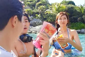 20岁的林志玲嫩照曝光！网友：你美了这么多年不累吗？视频封面