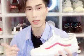 匡威鞋舌容易歪怎么办？鞋带“这样”绑，轻松解决这个问题！视频封面