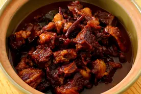 广式酱焖牛腩：学会家庭做法，酱香浓郁味道足，软烂鲜香好吃不腻