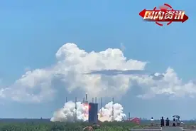 关注！7月23日12时41分，天问一号火星探测器发射成功|守望都市视频封面