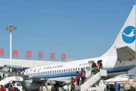 福州、泉州航班大面积取消，多为“提前取消”视频封面