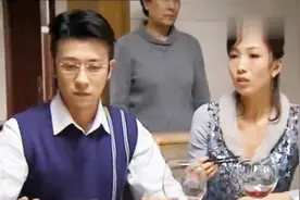 荣归：家里从不让司机进屋吃饭，儿媳进门就坏规矩，豪门公公怒了视频封面
