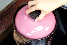 入秋滋补，潮汕人最爱煲这锅汤，香甜味鲜又滋润，女人常喝气色好