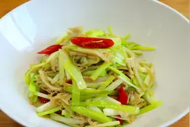 毛肚还在烫火锅吃吗？川菜师傅教你独家秘制，简单脆爽还好吃下饭视频封面