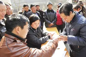 为什么员工离职时，有些企业不愿帮助员工领失业金？视频封面