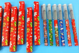 小卖部买了6款独角兽盲盒笔，圣诞限定款，好看又好用视频封面