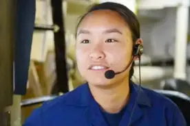 用中文向中国海警喊话，美舰上的华人女兵火了！真相让人感到心寒视频封面