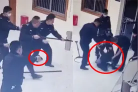 监拍：四川一男子持刀追人冲入派出所 民警立即掏枪将其制服！视频封面