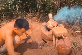 老八生存记：原始技术，把海水变成淡水的装置，并提取盐巴视频封面