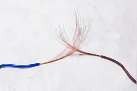 老电工告诉你：软线和软线这样接，不烫锡，不包胶布，也能直接用