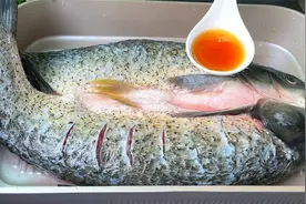 想吃烤鱼在家做，一个料理锅就搞定，香辣入味，跟饭店的一样好吃