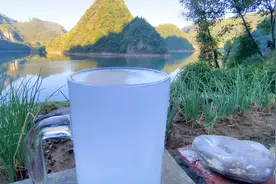 早上的山泉水是乳白色的，然后又慢慢变清澈，知道为什么会这样吗视频封面