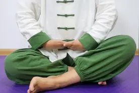 身体虚弱疲惫，按下腹3分钟，固本培元，元气满满，躺着就能练！视频封面