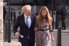 约翰逊又得一女 系其第7个孩子