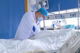 20岁网管半年体重骤降60斤，原是这两种疾病导致视频封面