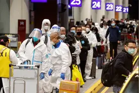 桃园机场落地班机一班比一班“毒”，三天半查出139人确诊新冠视频封面