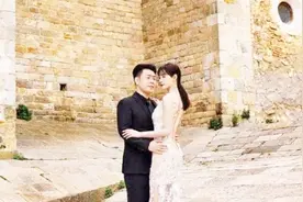杜海涛与沈梦辰婚纱写真，搂腰相依恩爱令人羡慕视频封面