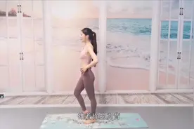 小腿肌肉块怎么去除？每天只要做这个动作，再粗的肌肉腿也能变瘦