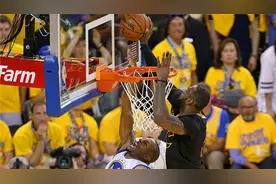 【詹皇生快】如影随形的暴力美学！詹姆斯生涯血腥大帽合集视频封面