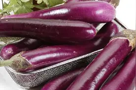 经常吃茄子的要留心！我也后悔没早点看到，叮嘱家里人，长记性了视频封面