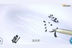 如何帮鲨鱼嘎到岸上的人？正确答案的脑洞也太大了吧？