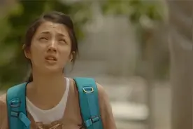 单亲妈妈放下尊严，只是为了借30块钱视频封面