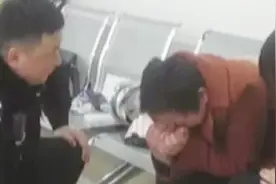 传奇故事：女子冒用身份证进火车站被拦，随行堂兄竟不知道她名字视频封面