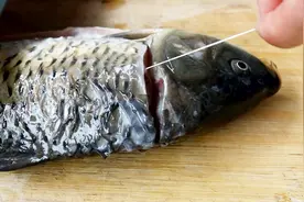 这才是去除鱼腥线的正确方法，前后各一刀，轻松搞定视频封面