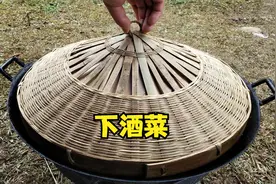 9斤大鹅配上3斤五花肉，头一次见这种新鲜吃法，出锅那刻，看饿了视频封面