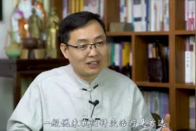 总感觉腰酸背痛？常做1个动作，调动身体“龙脉”，打通背部经络视频封面