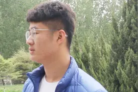 你觉得为什么现在的男生都不喜欢主动追女生呢？是因为脸皮薄吗？视频封面