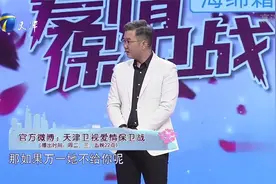 女友生病在厕所大吐，男生却开了一局游戏，拍拍后背就算是照顾了视频封面
