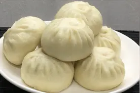 荠菜包子最好吃的做法，薄皮大馅儿，松软不塌陷，荠菜翠绿不发黄