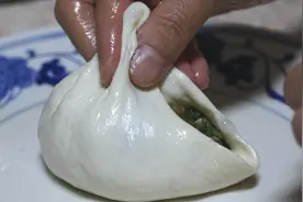 茴香不要包饺子了，这个茴香肉饼，家人一次吃三个，直夸皮薄馅大视频封面