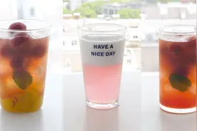 吃不完的葡萄别扔，教你做成葡萄饮料，做法简单，清凉解暑又好喝视频封面