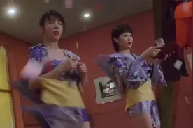 盘点影视眼花缭乱的洗牌，释小龙秀了一手乱花飞叶，赌神自叹不如视频封面